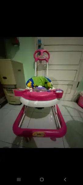 Dijual baby walkee