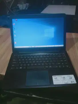 Laptop Asus semua normal