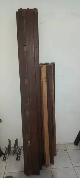 Di jual dipan / tempat tidur kayu jati.