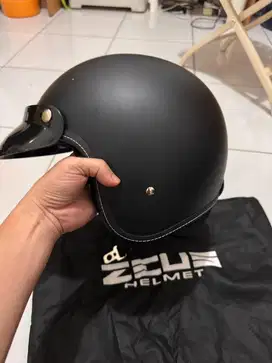 Helm Zeus Classic