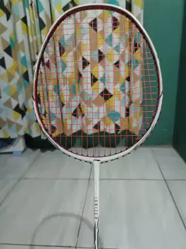 raket badminton original lining ignite 8