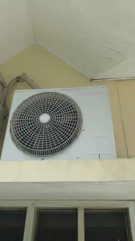 Service AC bongkar pasang AC tukang AC panggilan isi freon AC