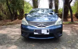 Nissan Grand Livina SV metik 2015