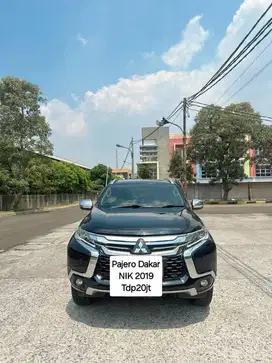 Mitsubishi Pajero Dakar 2019 hitam 20jt Tdp / 2020 
record - 2018