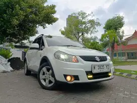 [Angsuran 2jtan]Suzuki SX4 X-OVER Matic 2011