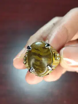 Cincin Mustika Gigi Petir