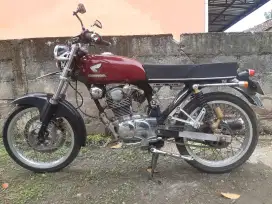 Cb 125se asli merah AA magelang