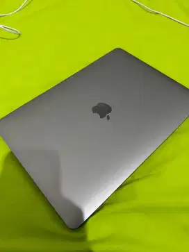 [DIJUAL] - Macbook Pro 2017 (Silver)