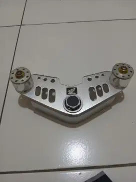Jual aksesoris cbr150 facelift ciracas