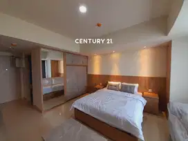 Apartment Orange County 1 BR Furnished Siap Huni