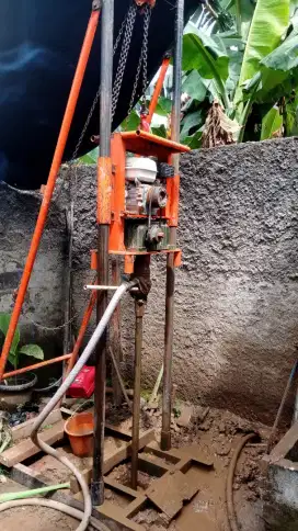 Pembuatan sumur Bor & Servis pompa air