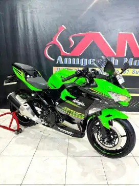 Km 18rb super Ninja 250cc KRT SE 2018.Anugerah Motor rungkut tengah 81