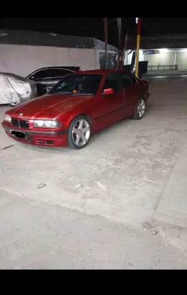 BMW 318i 1993 Bensin