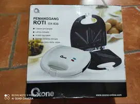 Pemanggang Roti  Oxene OX -835