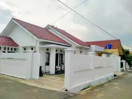 Dijual Rumah Putih Mewah dan Elegan di Bandar Lampung