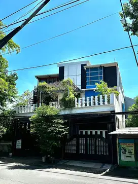 DIJUAL RUMAH INDUK + KOST + TOKO