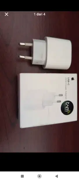 USB-C Power Adapter