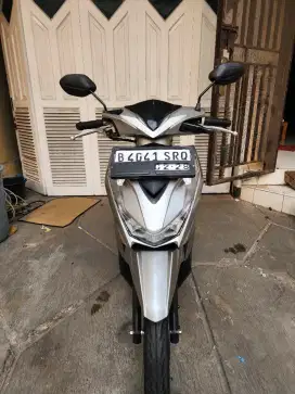 HONDA BEAT DELUXE CBS ISS 2023 GEAR M3