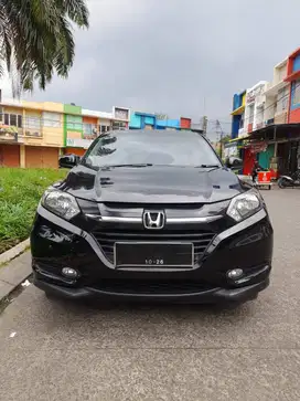 Di Jual  HR-V 1.5 E CVT Tahun 2016 ( PLAT GENAP )