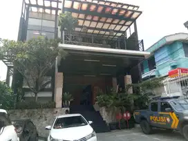 Gedung 3lti di Jl. Setiabudi