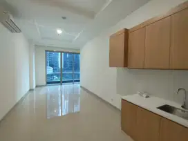 Dijual apartemen Residence 8 Senopati special ceiling tinggi nego