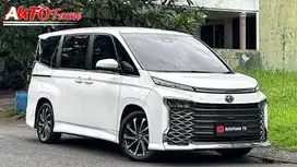 [KM 10RB] Toyota Voxy TSS NIK 2024