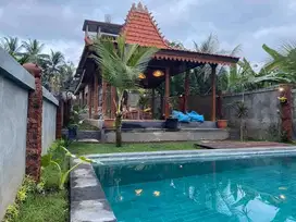 Villa For Sale tampak siring