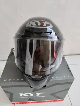 Helm KYT TT Course