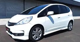 Honda Jazz RS At 2012/2011 Putih