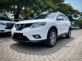 NISSAN XTRAIL 2.5 AT MATIC 2015 PUTIH, KM 76 RB