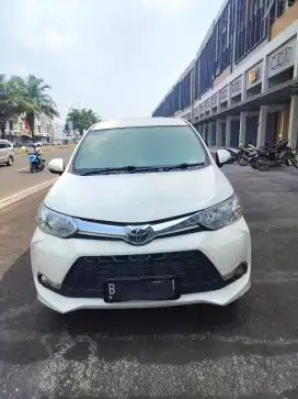 DIJUAL OVER KREDIT  AVANZA VELOZ 1.3 AT GRESS