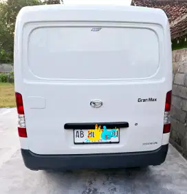 Grand Max Blin Van