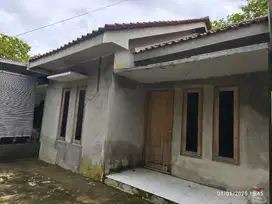 Rumah Minimalis Siap Huni dalam Cluster