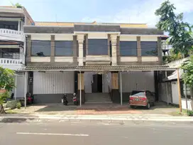 Gedung Ruko Kantor di Patih Jelantik Legian