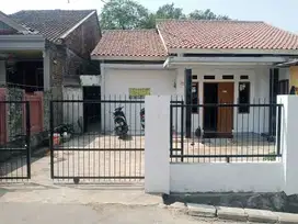 Jual cepat BU, rumah satu lantai di dekat kantor Bupati KBB