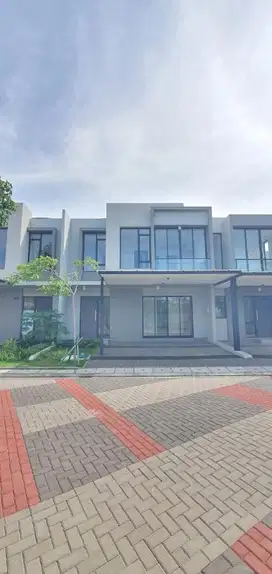 Rumah semi furnished PIK2 Cluster Florida