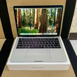 MacBook Pro 13” 2019 i5 8/256