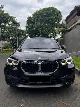 BMW X1 sDrive18i [F48] 2022 Hitam