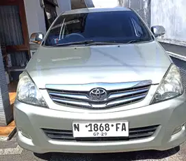 Toyota Kijang Innova 2009 Diesel