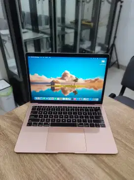 Macbook Air 2019 8/256