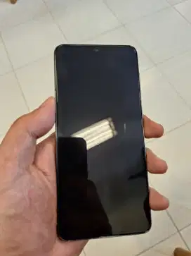SAMSUNG S21 Regular