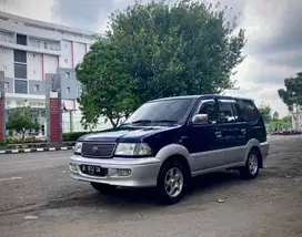 Toyota Kijang krista 2.0 EFI plat ae 2001 hari mobil bekas sekoto