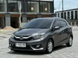 Dp 5 !!! Honda brio E matic AT 2019 abu abu metalik