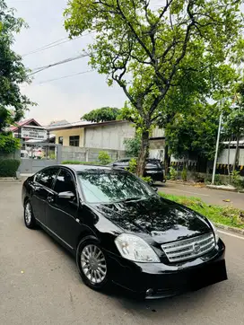 Nissan Teana HItam matic Ganteng Mewah