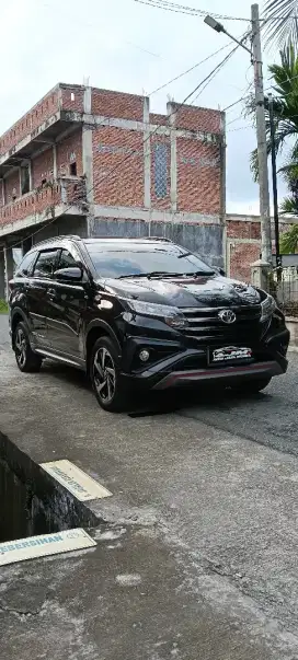 Toyota Rush trd s tahun 2019 metic