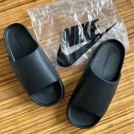 SANDAL BARU NIKE