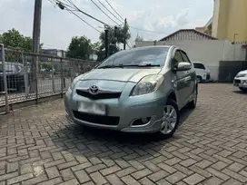 (TDP 5 Juta) Yaris E Matic 2011 Abu Abu