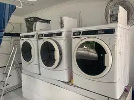 Dijual Bisnis Laundry sedang berjalan di Green Garden Jakarta Barat