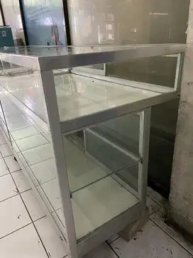 Etalase Alminium untuk jualan