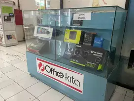 Etalase display kaca
